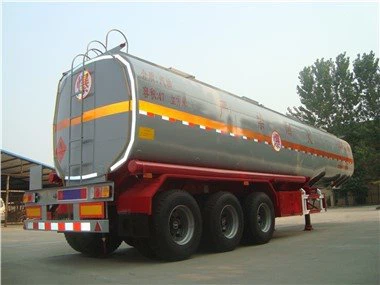 Aanhangwagens voor brandstoftanks