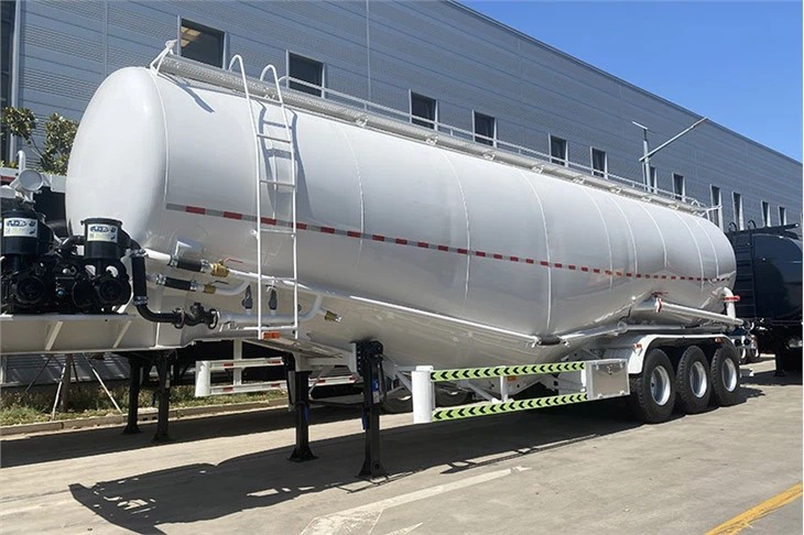 Powder Tanker Trailer