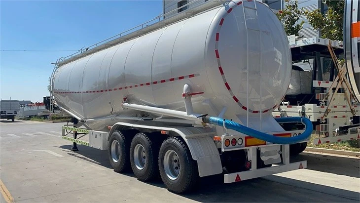 W Shape Bulk Cement Tanker Trailer